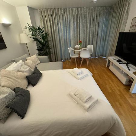Luxury Apartment In Canary Wharf Londres Extérieur photo